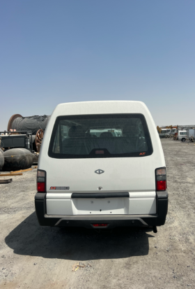 
									CMC D260 Window Van full								