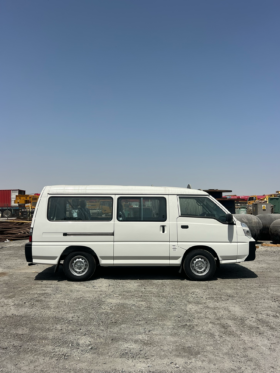 
									CMC D260 Window Van full								